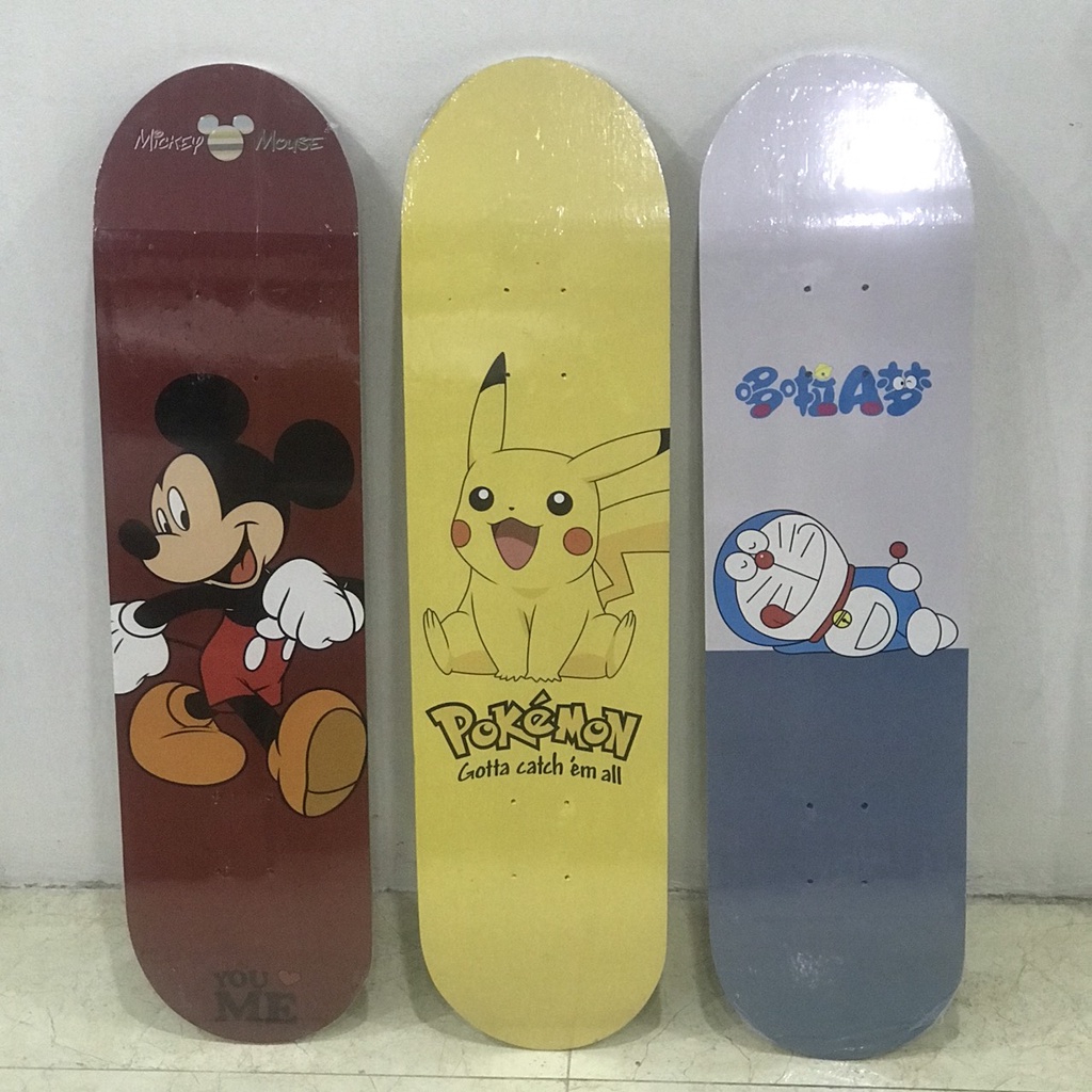 Ván Trượt Thế Thao Skateboard Hoạ Tiết Hoạt Hình Chất Liệu Gỗ Phong 7 Lớp Trục Kim Loại Tải Trọng 50kg