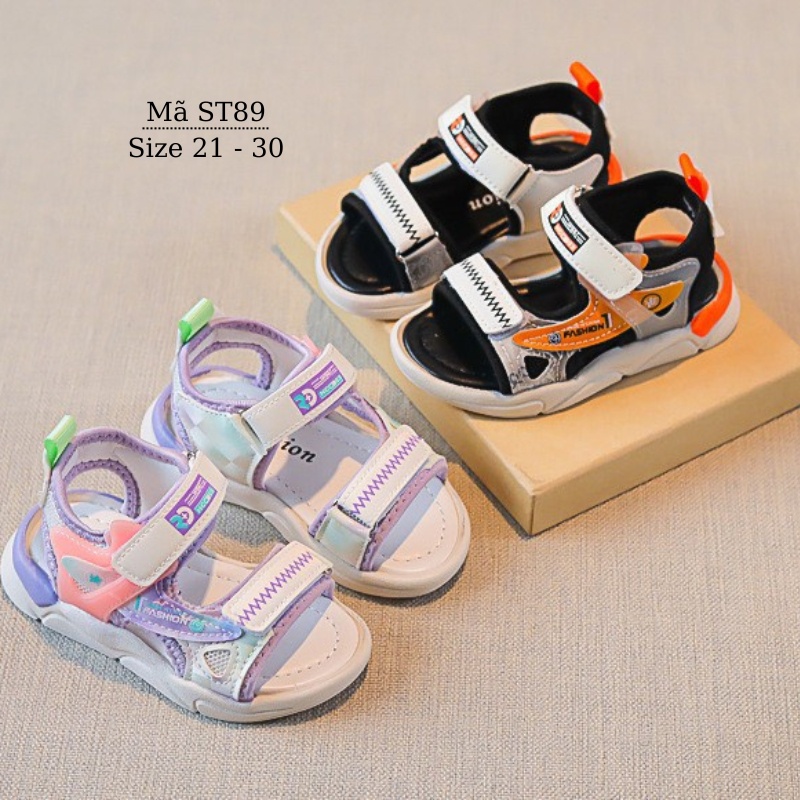 Dép sandal bé trai 1 2 3 4 5 tuổi quai hậu dán êm nhẹ màu đen trắng thời trang cho trẻ em mùa hè đi học đi chơi ST89