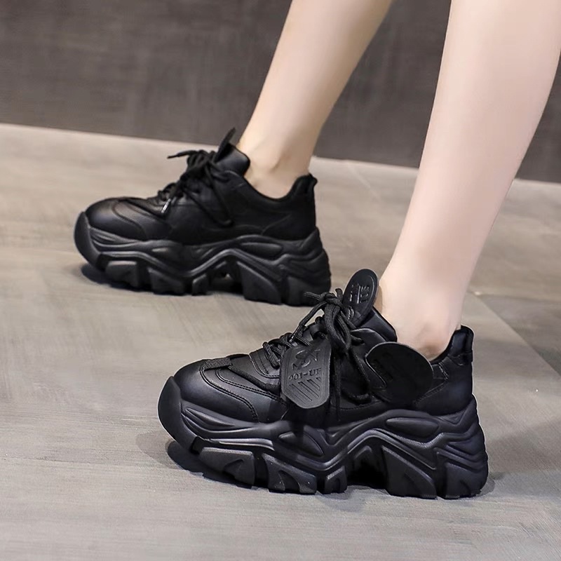 Giày ulzzang đế bự mẫu mới hàng quảng châu
