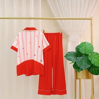 BỘ PYJAMA LỤA CỘC DÀI HOẠ TIẾT ĐỎ XINH