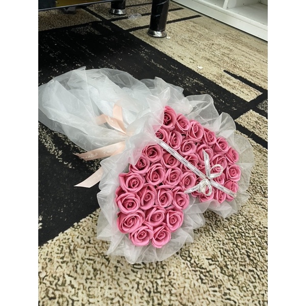 BÓ HOA TRÁI TIM HỒNG DÂU 35 BÔNG VẢI VOAN