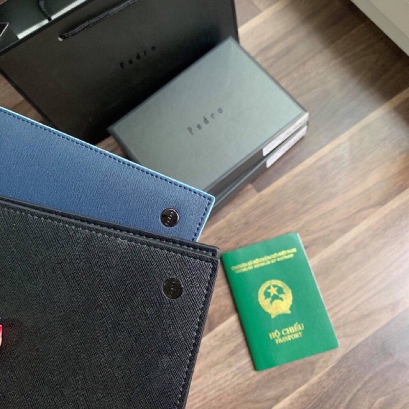 Ví PASSPORT PEDRO HÀNG XUẤT DƯ