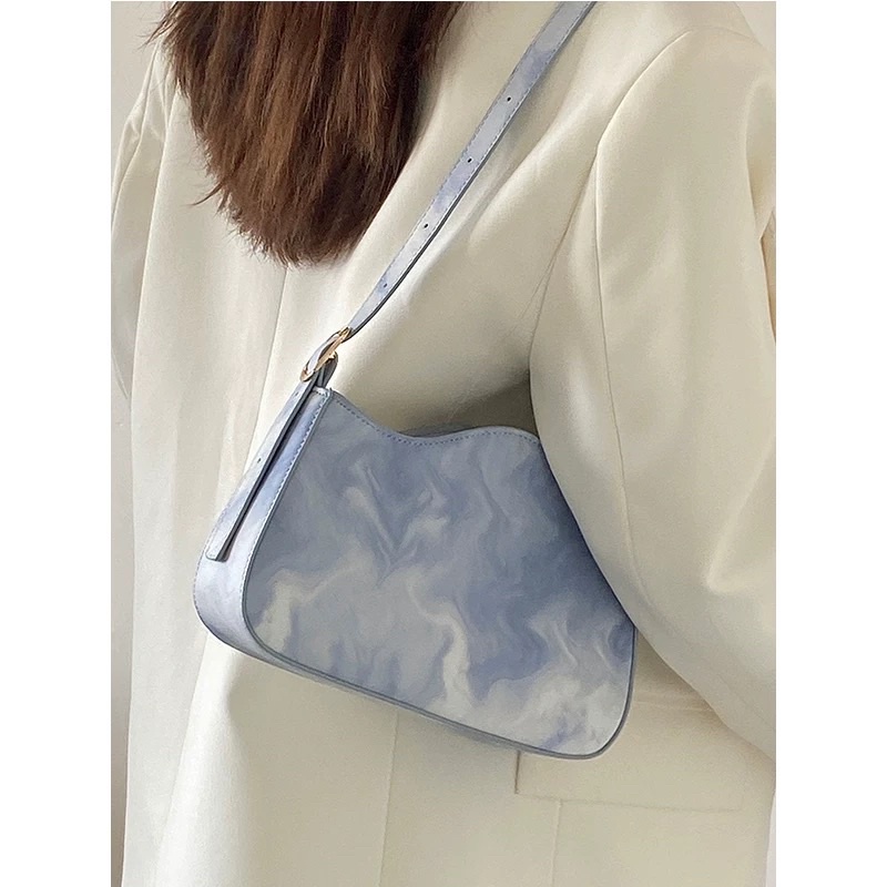 Túi Kẹp Nách Đeo Vai Màu Xanh Da Trời Loang Thiết Kế Thời Trang - Aggie House