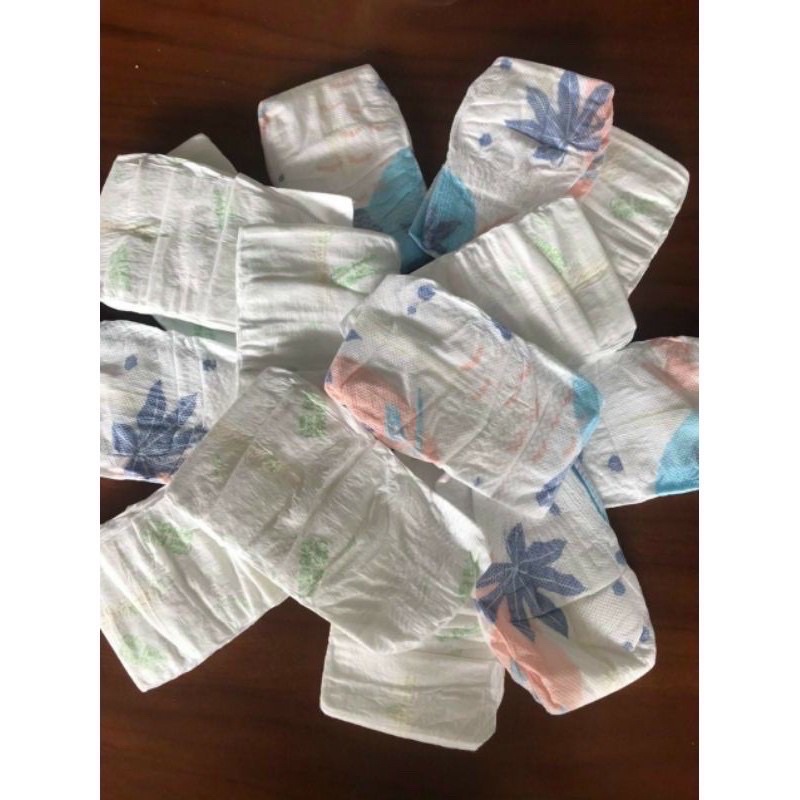 100 Miếng S,M,L,XL Siêu Thấm Hút Mềm Mịn