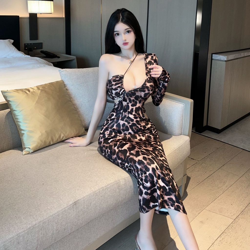 18YX0983 European and American 2023 sexy hot girls hollow-out shoulder leopard print slim-fit long dress women's KGO8