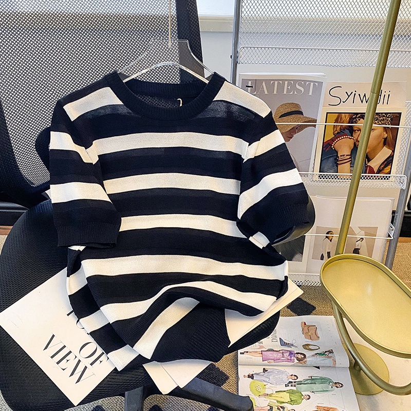 Áo Thun Dệt Kim Tay Ngắn Họa Tiết Kẻ Sọc Màu Trắng Đen Thời Trang Cho Nam Và Nữ Mã 2023