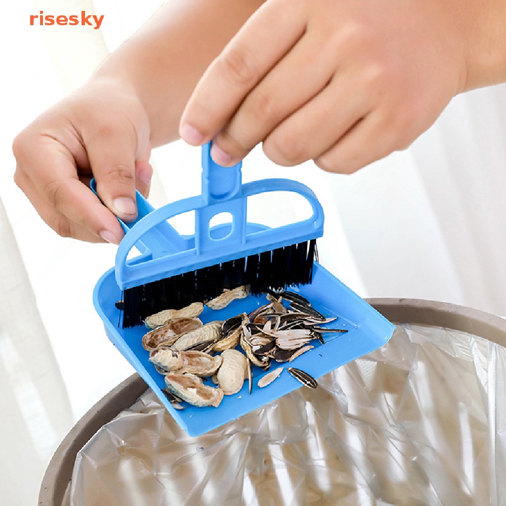 Bộ Chổi Và Đồ Hốt Rác Mini Để Bàn Tiện Dụng