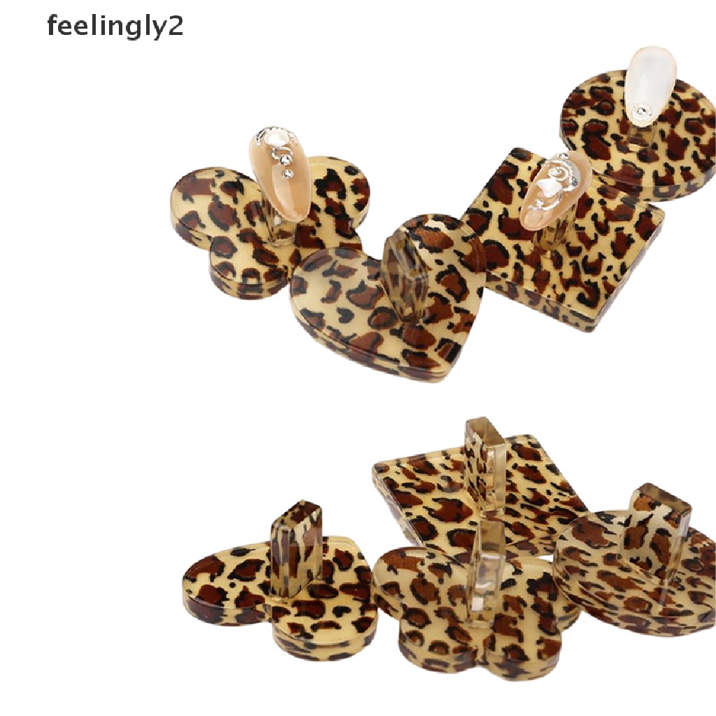 1 Giá Đỡ Trưng Bày Móng Tay Hình Bướm Trái Tim