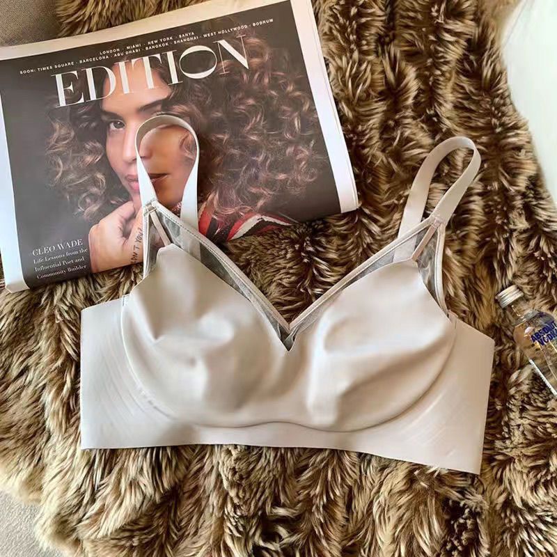 One Áo Ngực Màu Trơn Siêu Mỏng Không Đường May Hình Tai Thỏ Xinh Xắn