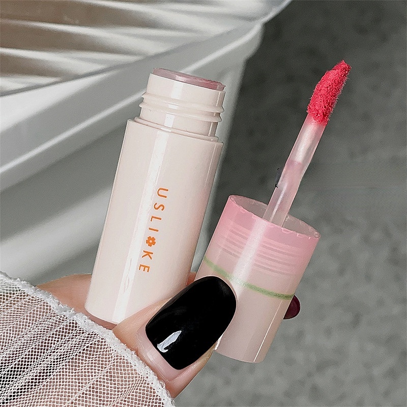 Uslike Son Kem Lì Tông Màu Đất Sét Sớm Mùa Xuân Làm Trắng Môi