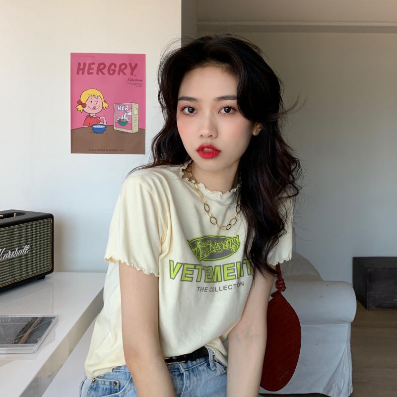 IELGY  Áo Thun Nữ Ngắn Tay In Chữ Thời Trang