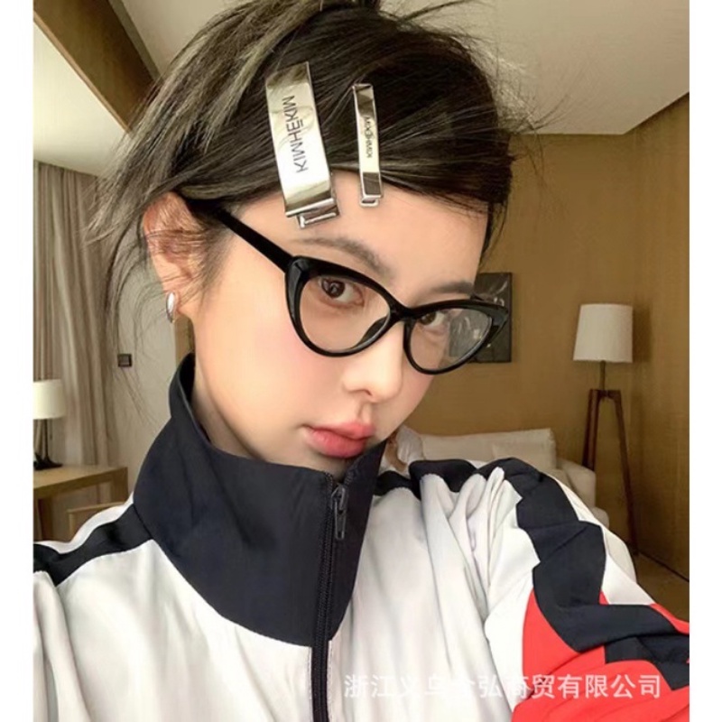 Cặp Kẹp Mỏ Vịt Cỡ Lớn Màu Bạc In Chữ Thời Trang Cho Nữ