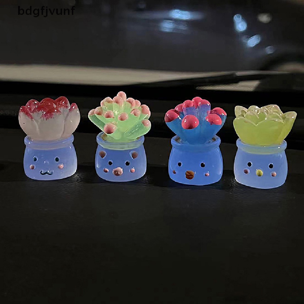 1 Chậu Cây Nhựa Phát Quang mini Để Bàn Trang Trí