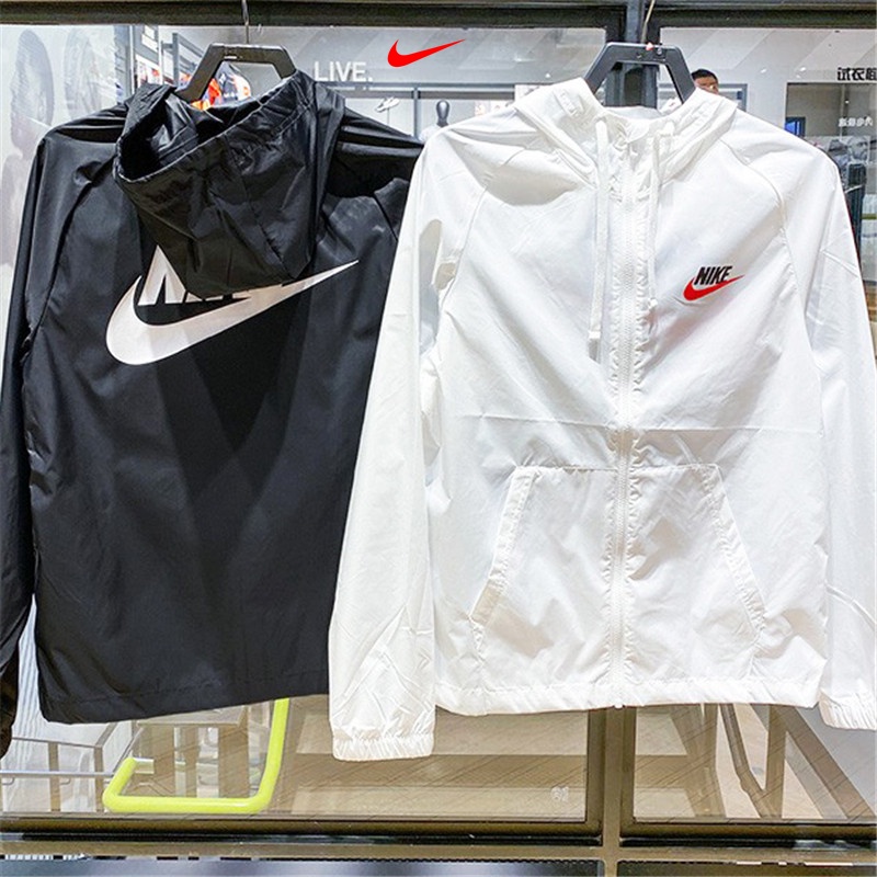 Áo Khoác Gió NIKE100% Chính Hãng SWOOSH Có Mũ Trùm Đầu Chống Nắng Thoáng Khí Nhanh Khô Cho Cặp Đôi CZ8677