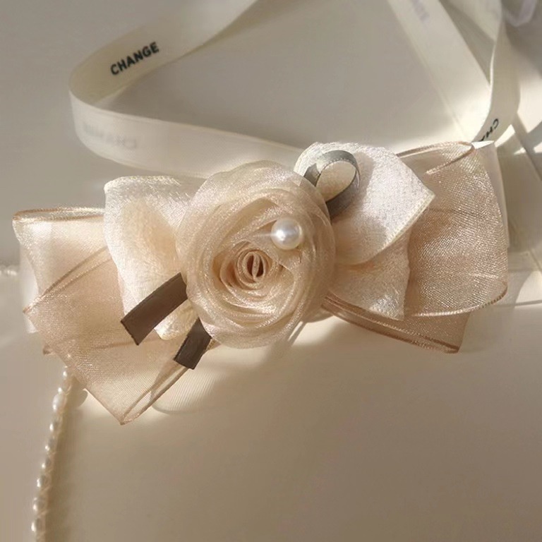 Kẹp Tóc Hình Hoa Đính Ngọc Trai Phong Cách Mới 2023