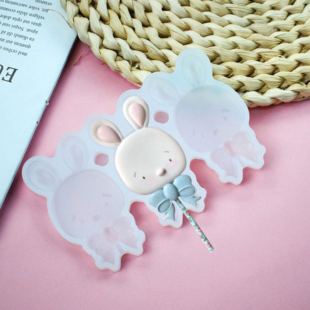 Khuôn Làm Bánh Hình Thỏ Phục Sinh U2A4