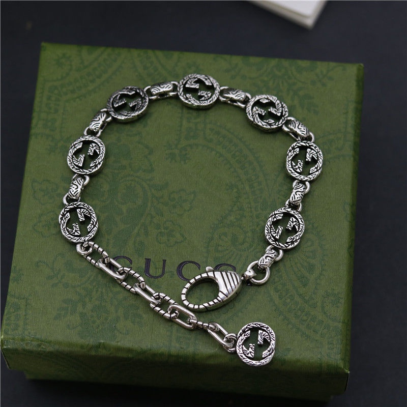 Vòng Tay Gucci Họa Tiết Đan Mây Chạm Khắc Đơn Giản Độc Đáo Dễ Phối Đồ