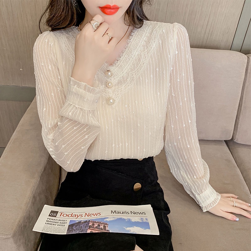 Áo Sơ Mi Voan Dài Tay Cổ Chữ V Phối Ren Thanh Lịch