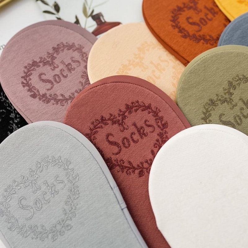 Set 3 Đôi Vớ Thuyền Bằng Silicone Chống Trượt Thời Trang Mùa Hè Dành Cho Nữ