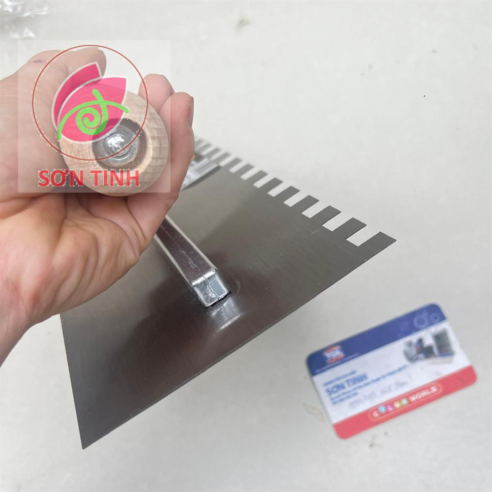 Bay ốp lát gạch có rãnh tolsen cán gỗ 41013 cán nhựa plastering trowel with teeth