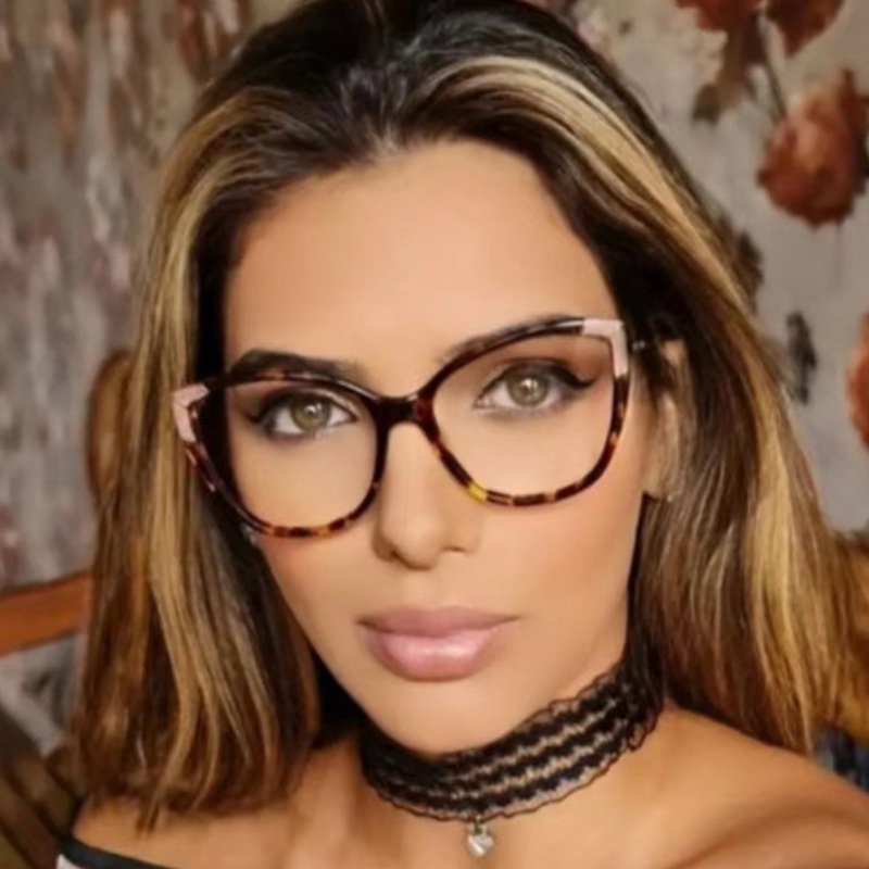 Mắt Kính Chống Bức Xạ Ttr90 Cho Cả Nam Và Nữ