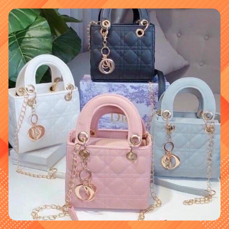 Túi xách đeo chéo đi chơi -Dior- loại 4 ô da lì size 18, túi xách nữ dior vuông đựng vừa điện thoại