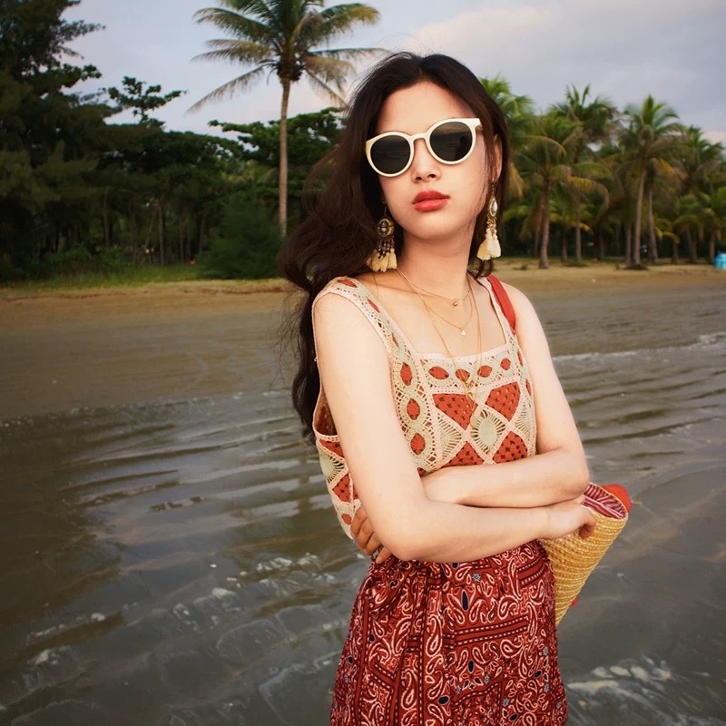 Áo hai dây cổ vuông đan móc hoạ tiết trám đi biển, mix váy áo MS577