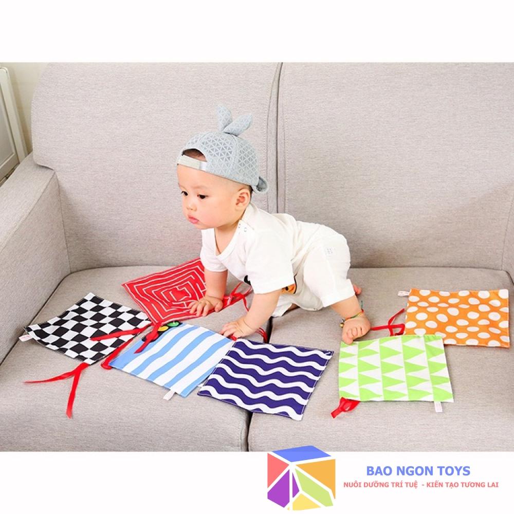 TRANH VẢI KIÊM QUÂY CŨI HỌA TIẾT TƯƠNG PHẢN GIÚP KÍCH THÍCH THỊ GIÁC CHO BÉ SƠ SINH ĐỒ CHƠI GIÁC QUAN BAO NGON TOYS DV82