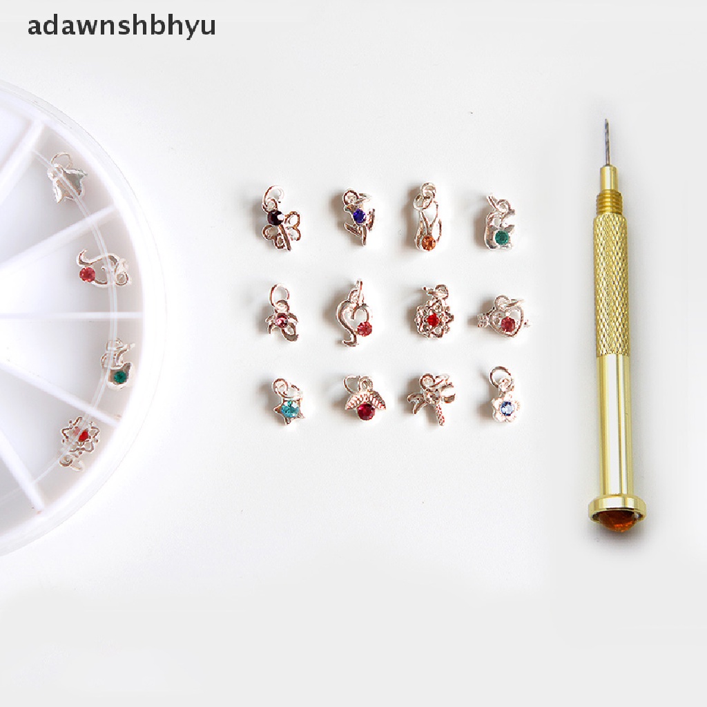 Set 24 Phụ Kiện Trang Trí Móng Tay Đính Đá Xinh Xắn