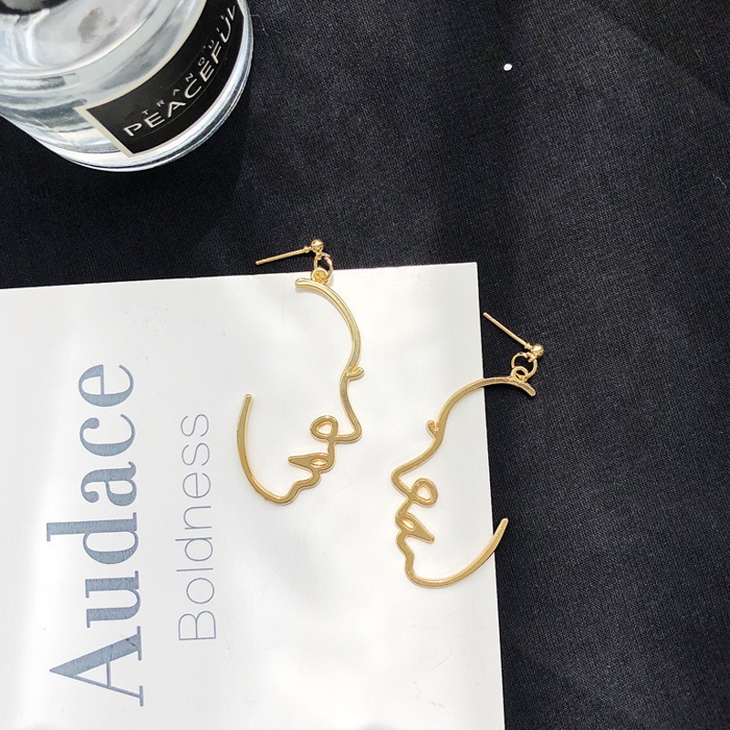 1 Đôi Bông Tai Treo Nhiều Kiểu Dáng Sáng Tạo Màu Sắc