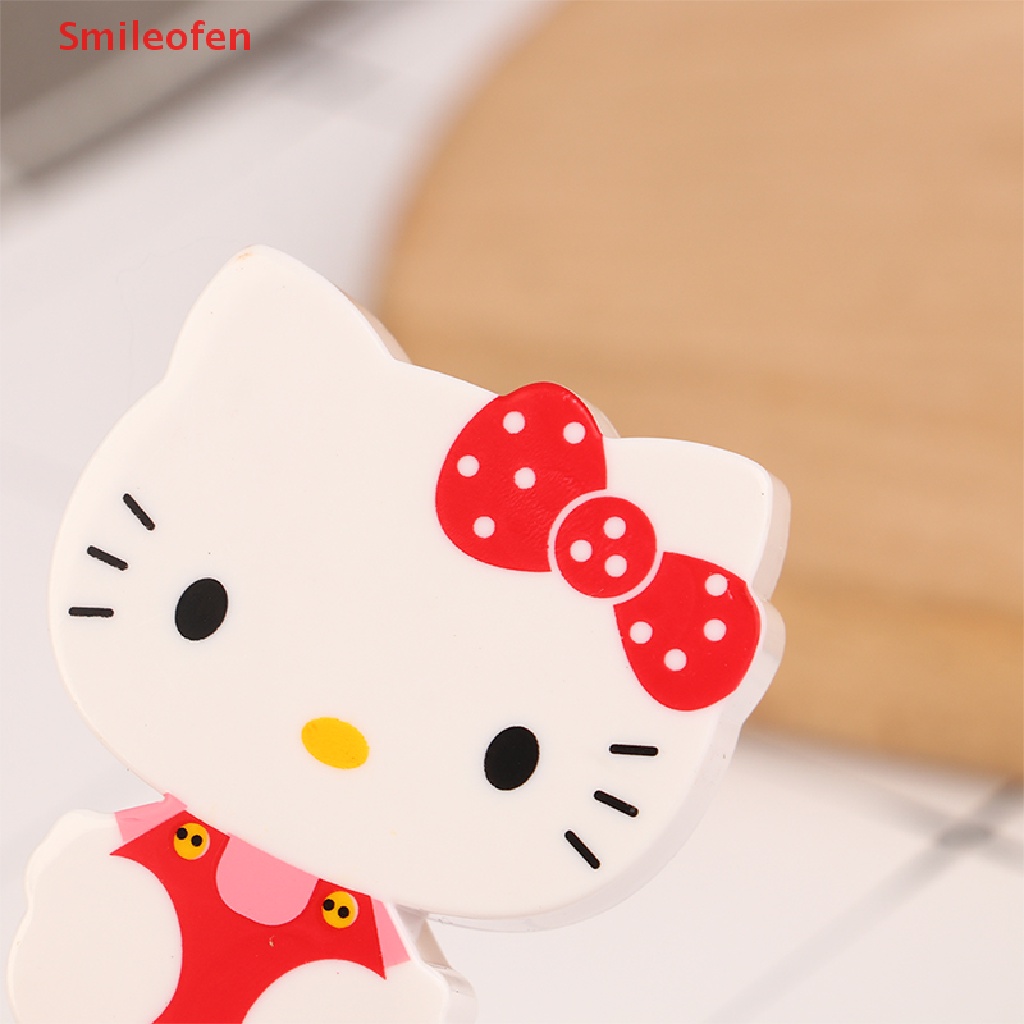 1 Cặp Móc Dán Tường Chắc Chắn Họa Tiết Hoạt Hình Dễ Thương Cho Học Sinh