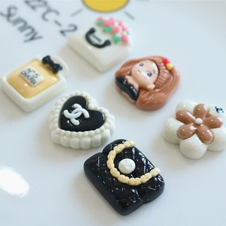Thời Trang Túi Thanh Lịch Jibitz Croc Nước Hoa Crocks Thiết Kế Jibbitz Logo Thương Hiệu Giày Charm Hoa Jibits Crocs Cho Nữ Giày Phụ Kiện Trang Trí