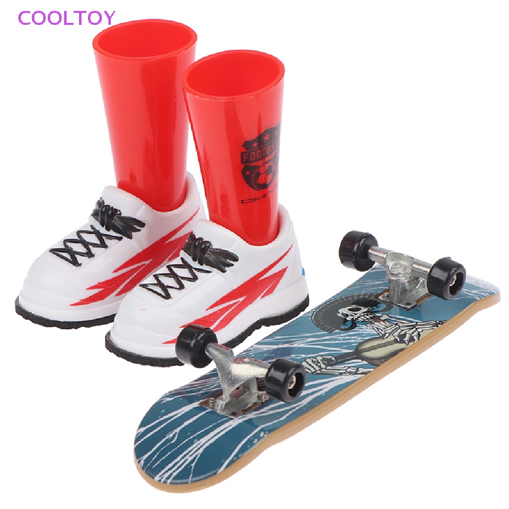 Cooltoy Bộ Đồ Chơi Xe Tay Ga Mini Với Quần Áo Kubu Quà Tặng Đồ Chơi