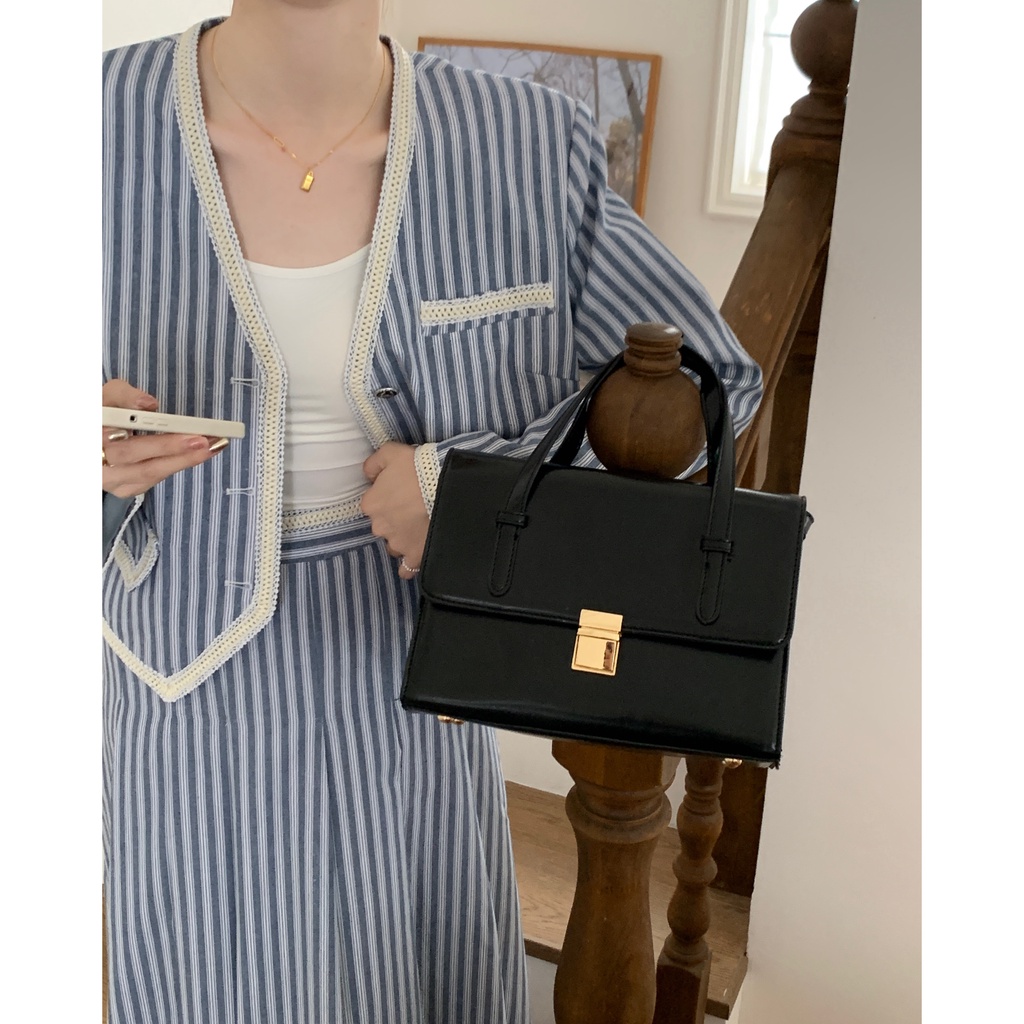 Túi Xách Đeo Vai Hình Vuông Cỡ Nhỏ Thiết Kế Đơn Giản Dễ Phối Đồ Thời Trang Cao Cấp