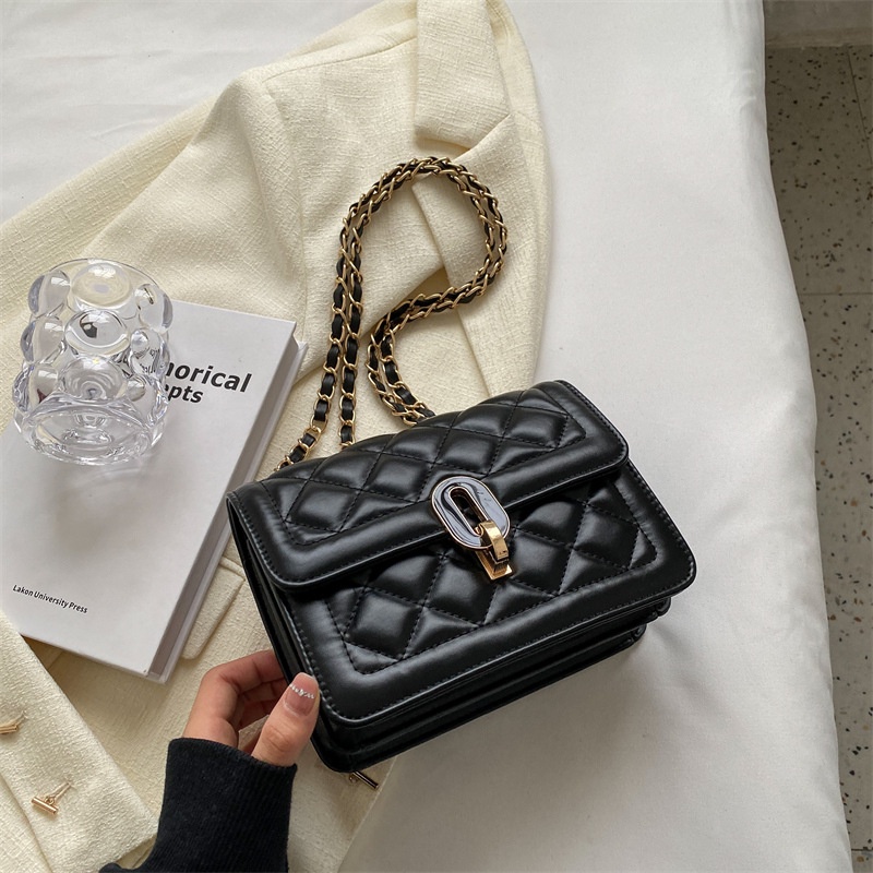 Túi Xách Đeo Vai Hình Vuông Cỡ Nhỏ Đính Đá Phối Dây Xích Thời Trang Cao Cấp Cho Nữ