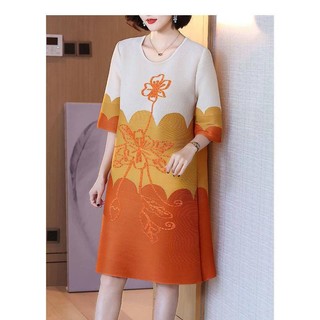 Miyake Phong Cách Nhăn In Hình Cổ Tròn Ôm Hơn Nhìn Tính Khí Thời Trang Mùa Hè Phong Cách Mới Nhăn In Hình Rời Nửa Tay Giữa Chiều Dài Đầm Nữ