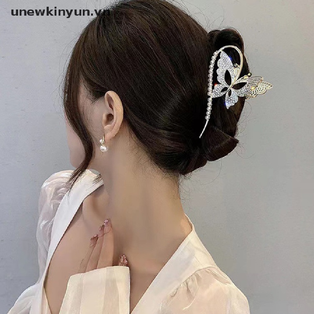 1 Kẹp Tóc Kim Loại Hình Cá Mập Đính Ngọc Trai Giả Thanh Lịch Cho Nữ