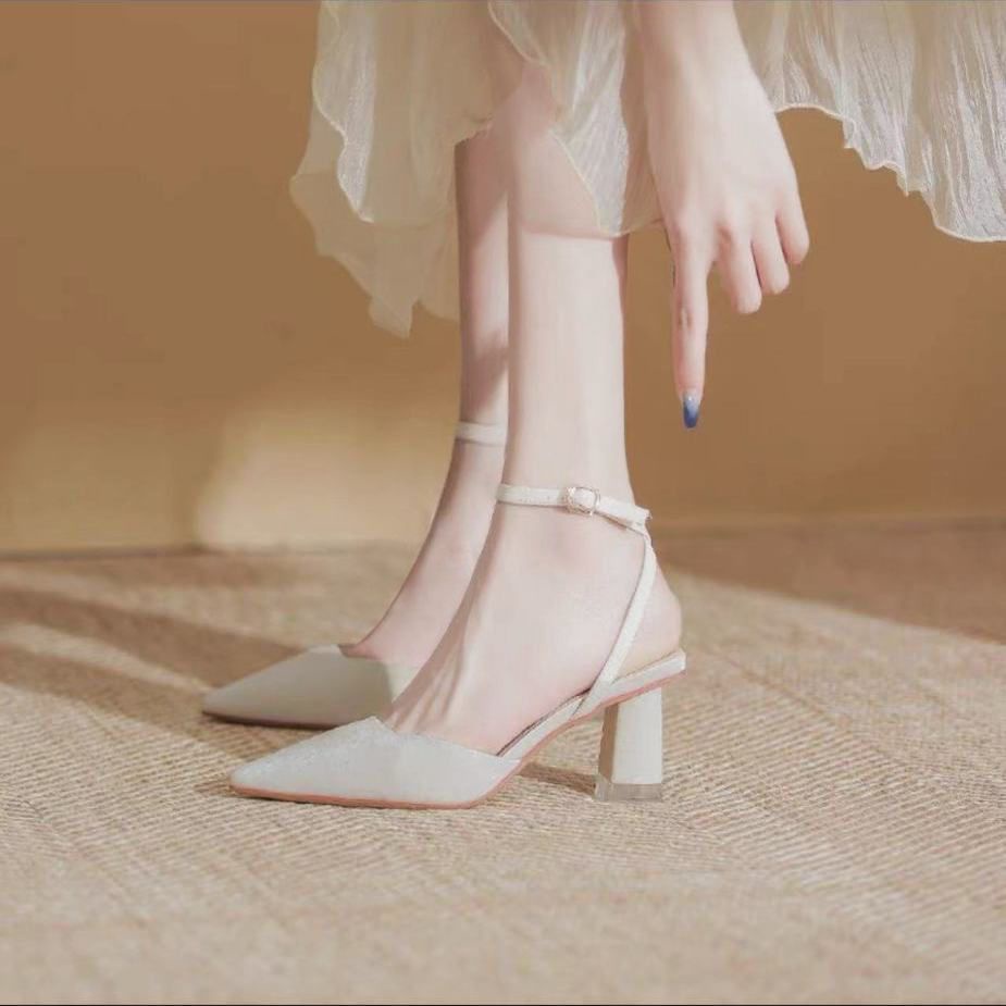 Giày cao gót nữ đế vuông giày cao gót đính đá giày cao gót bít mũi giày cao gót nữ 5 phân giày cao gót nữ mũi nhọn Sandal Cao Gót Mũi Nhọn Phong Cách Mới Mùa Hè 2022 3.11