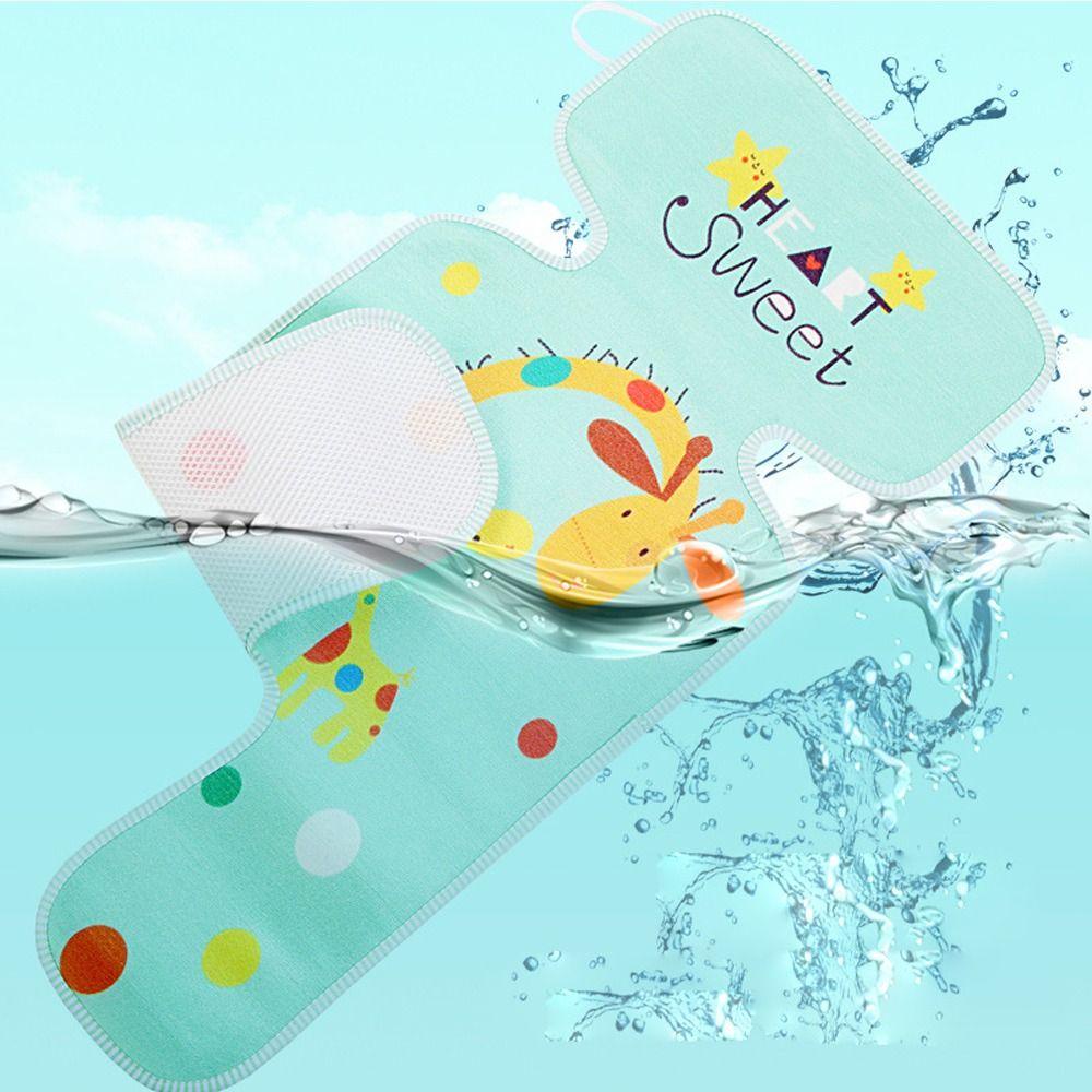 Đệm Lót Xe Đẩy Em Bé In Hình Hoạt Hình Dễ Thương Thoải Mái