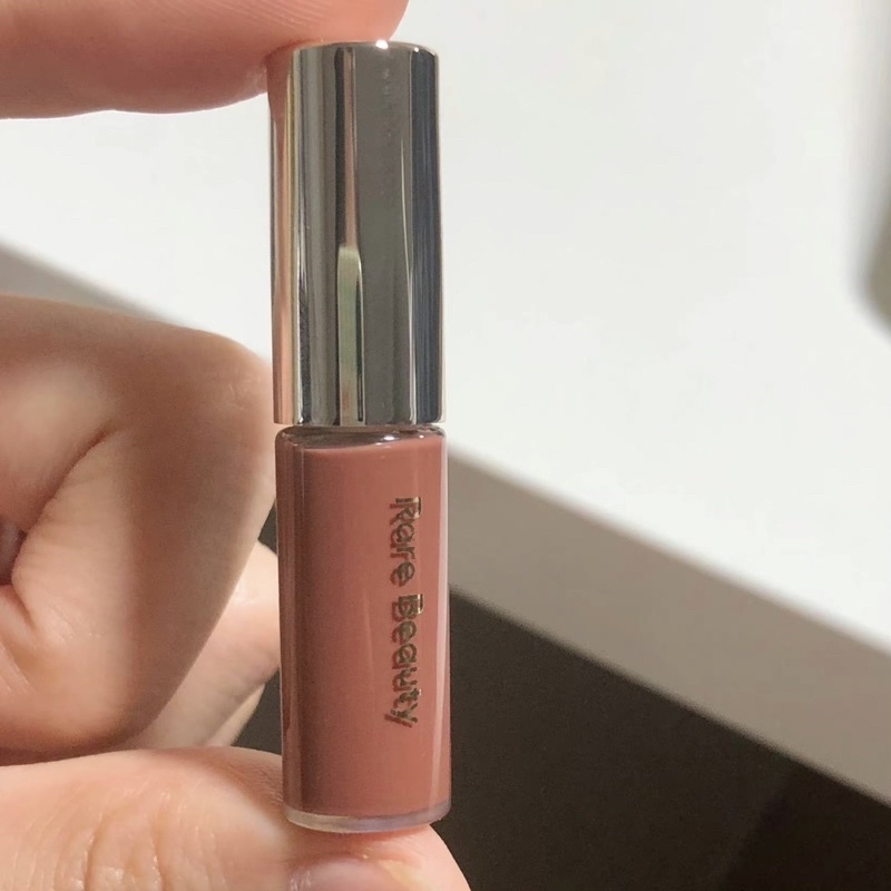 Son kem lì Rare Beauty Lip Balm Minisize 0.96ml