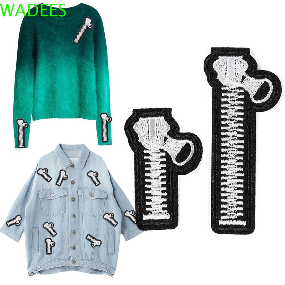 Miếng Dán Ủi Trang Trí Ba Lô / Quần Jean Thêu Họa Tiết Màu Trắng Đen DIY