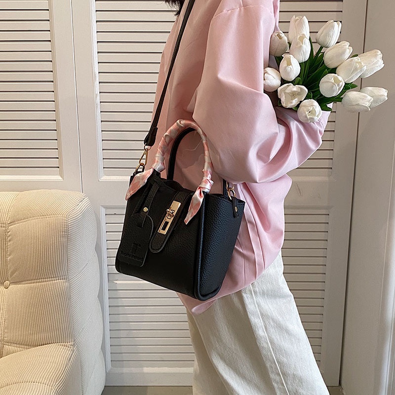 Túi Đeo Chéo Thiết Kế Mới Cao Cấp Thời Trang Dành Cho Nữ