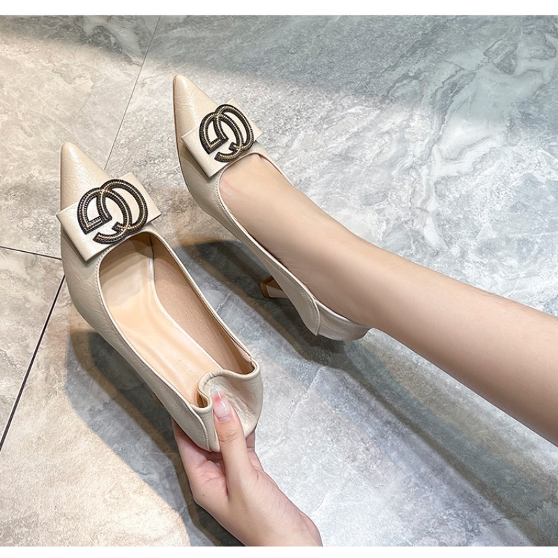 Giày Cao Gót Da Mũi Nhọn Đế Mềm Màu Đen-AA0160