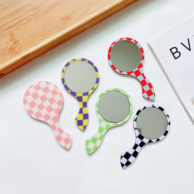 Gương Trang Điểm Cầm Tay Mini Họa Tiết Kẻ Sọc Nhiều Màu Sắc