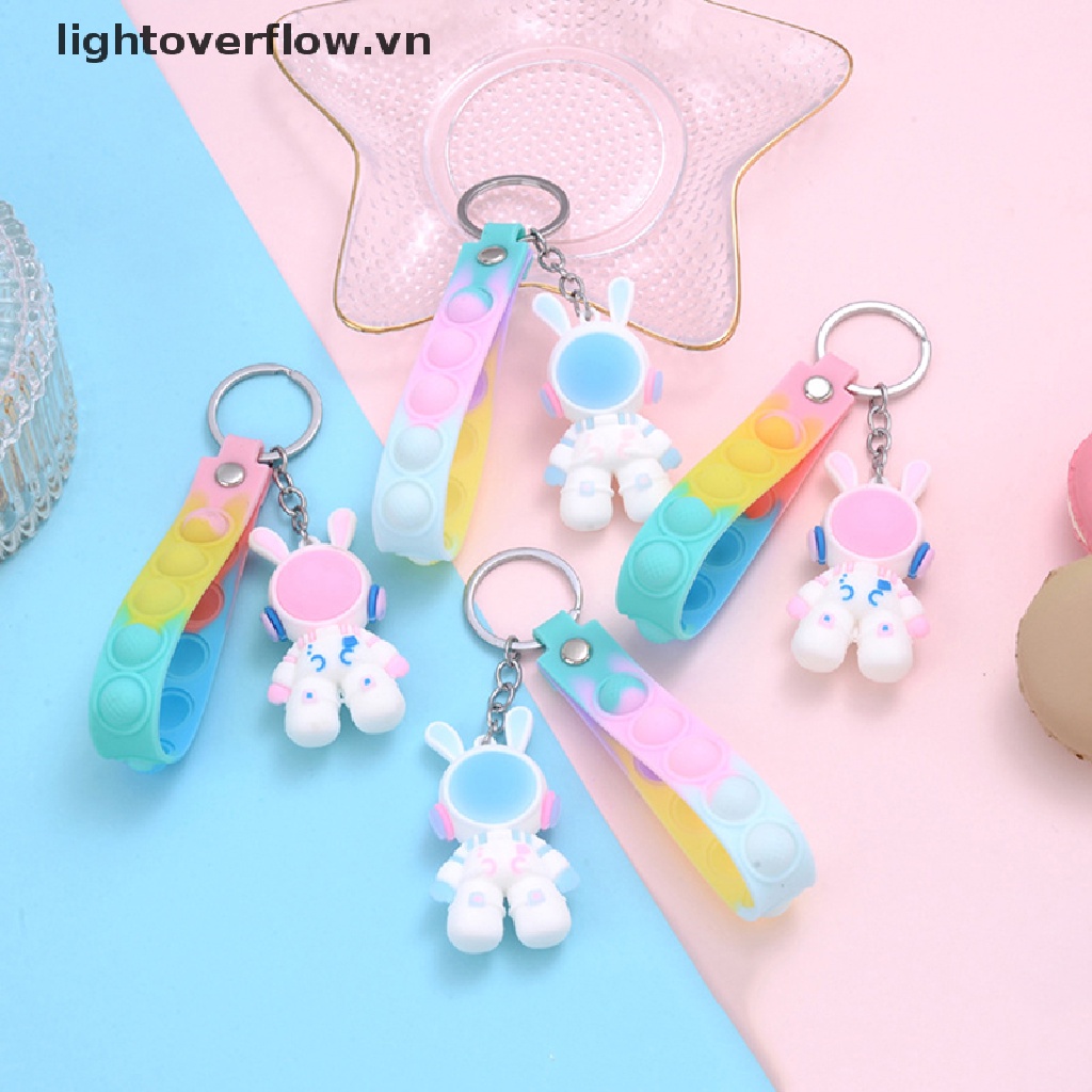 [lightoverflow] Móc Khóa Hình Thỏ Phi Hành Gia Hoạt Hình Trang Sức Xe Hơi [VN]