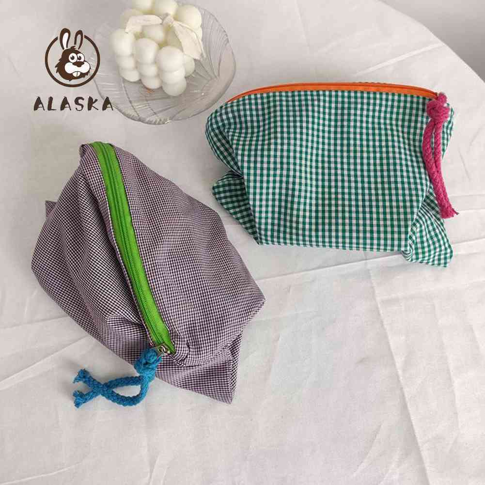 Túi Nhỏ Đựng Mỹ Phẩm In Caro Thời Trang Cho Nữ [alaska.vn]