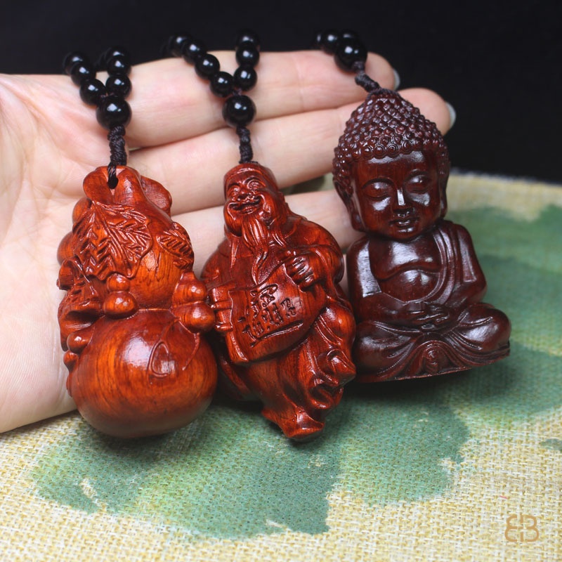 Rhino Đồ Chơi Dây Treo Xe Hơi Bằng Gỗ Đàn Hương Màu Đỏ Hình Phật Thần Tài Giàu Có Mùi Thơm
