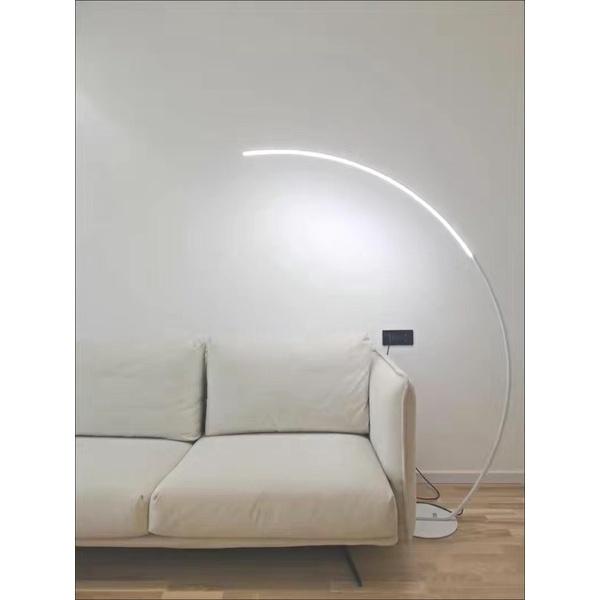 Đèn sàn tối giản dáng cong phong cách Bắc Âu Thanhshoptn