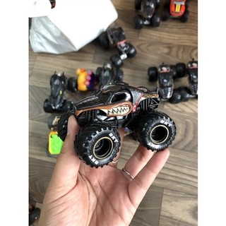 Xe đồ chơi Monster Jam VNXK