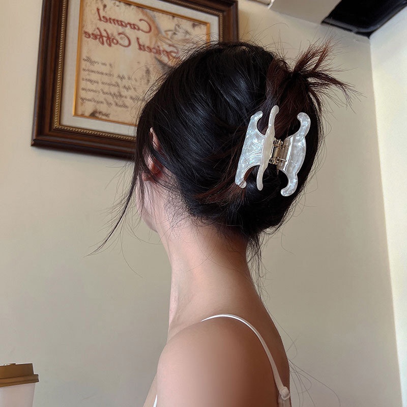 Kẹp Tóc Chữ C Nhiều Màu Sắc Bằng Acrylic Cao Cấp Dành Cho Nữ